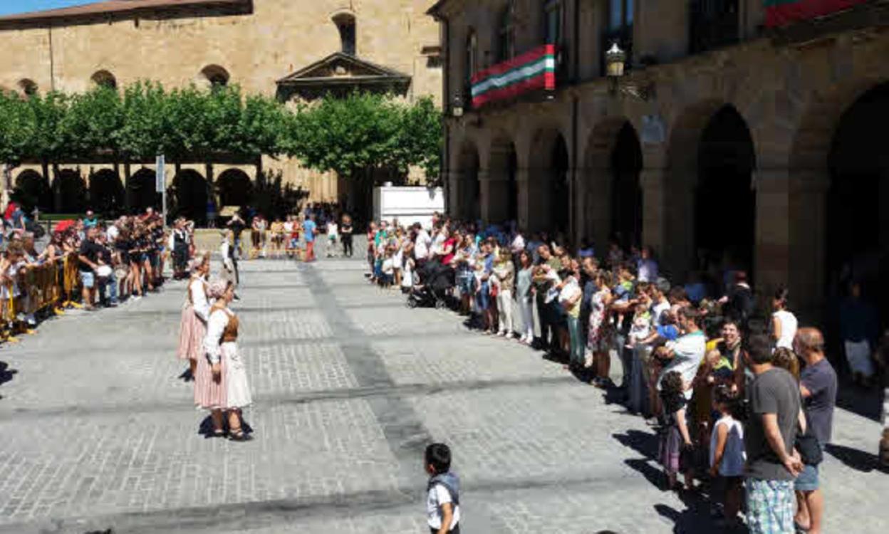 Astelehenean hasiko dira Zegamako San Bartolome jaiak.