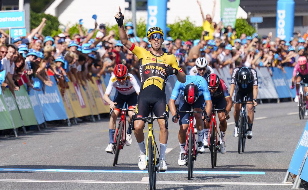 Cicilismo: Christophe Laporte gana en Dinamarca el día en que abandona Egan Bernal