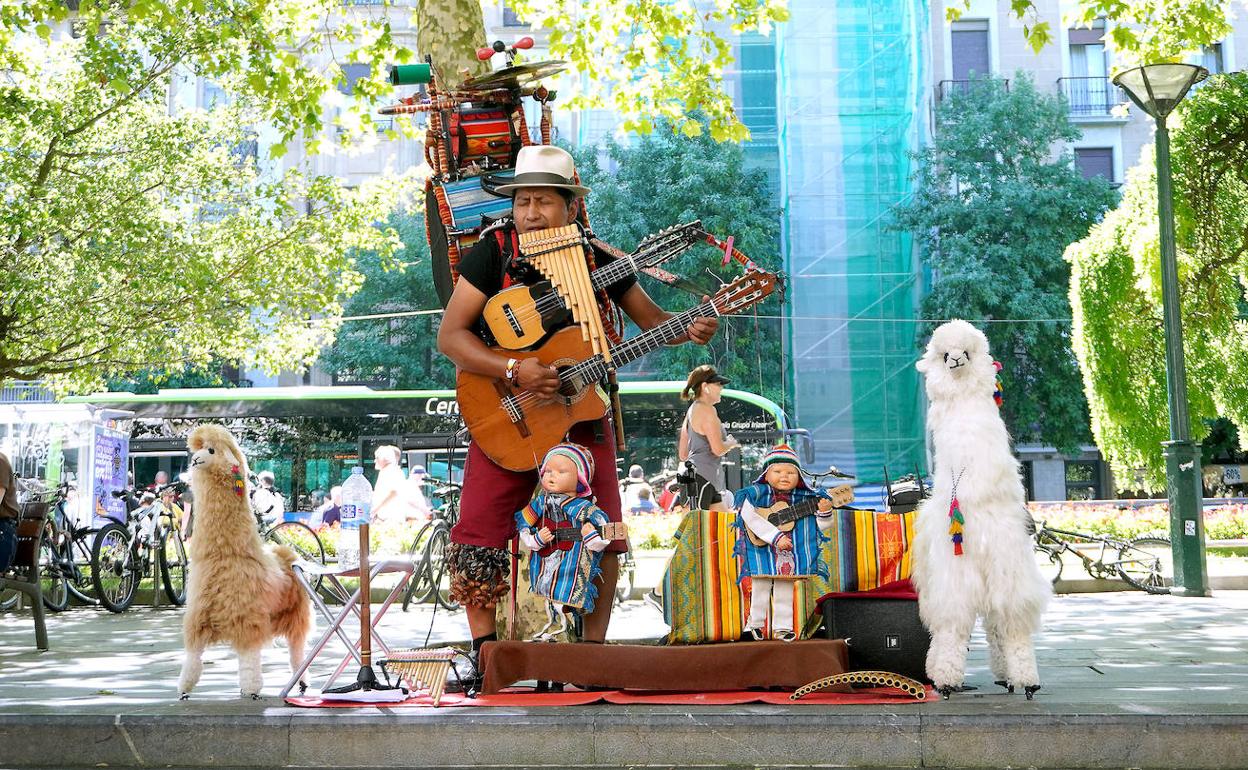 Semana Grande de San Sebastián: Las calles se llenan de ritmo y magia