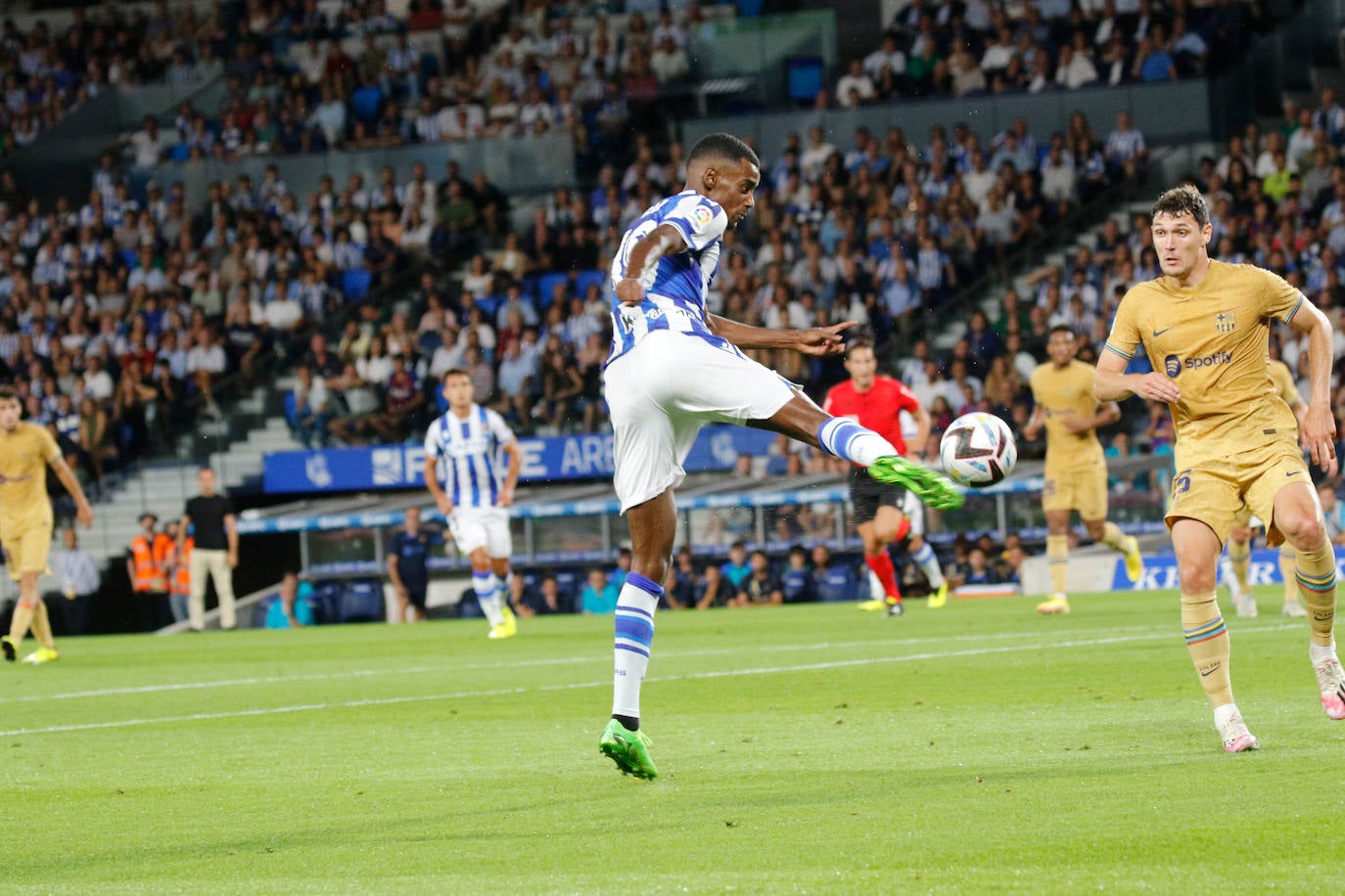 Fotos: Las imágenes del Real Sociedad - F.C. Barcelona