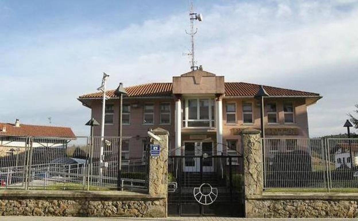 Hallan el cuerpo de un hombre sin identificar en una arqueta en Galdakao