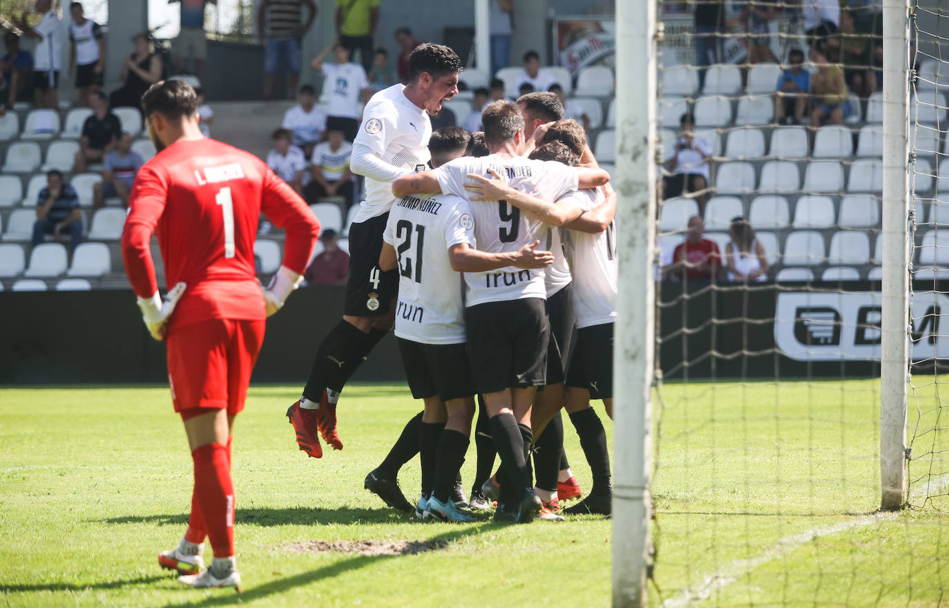 Fotos: El Real Unión arranca la temporada con una victoria