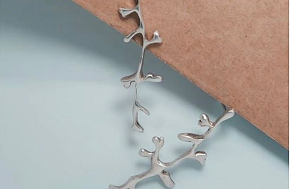 Pendientes de la firma Baclaun.