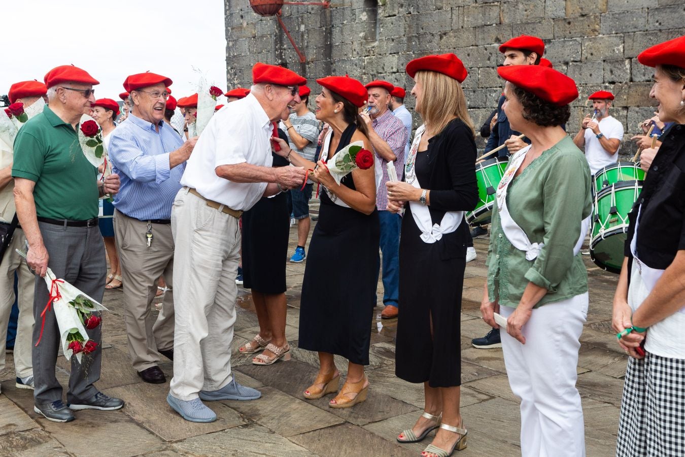 Fotos: Tanborrada celebró el centenario de su fundación con una emotiva jornada