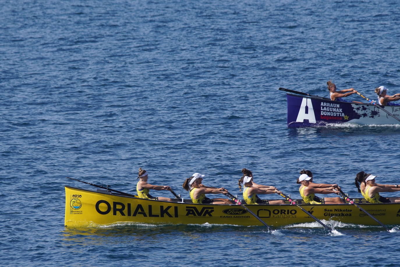 Fotos: Las regatas femeninas de La Concha, en imágenes