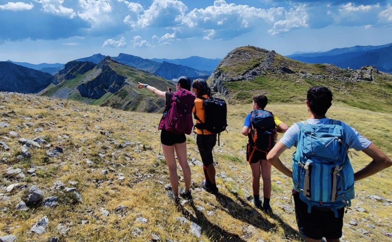 Asturias, Kantabria eta Palentzian barrena ibili dira 22 egunetan. 
