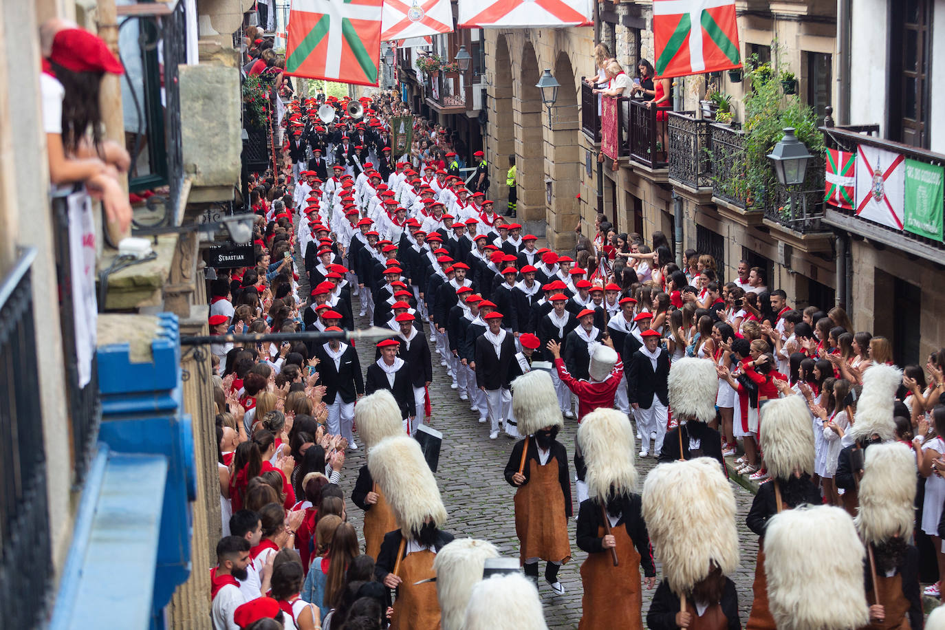 Fotos: Las mejores imágenes del Alarde tradicional