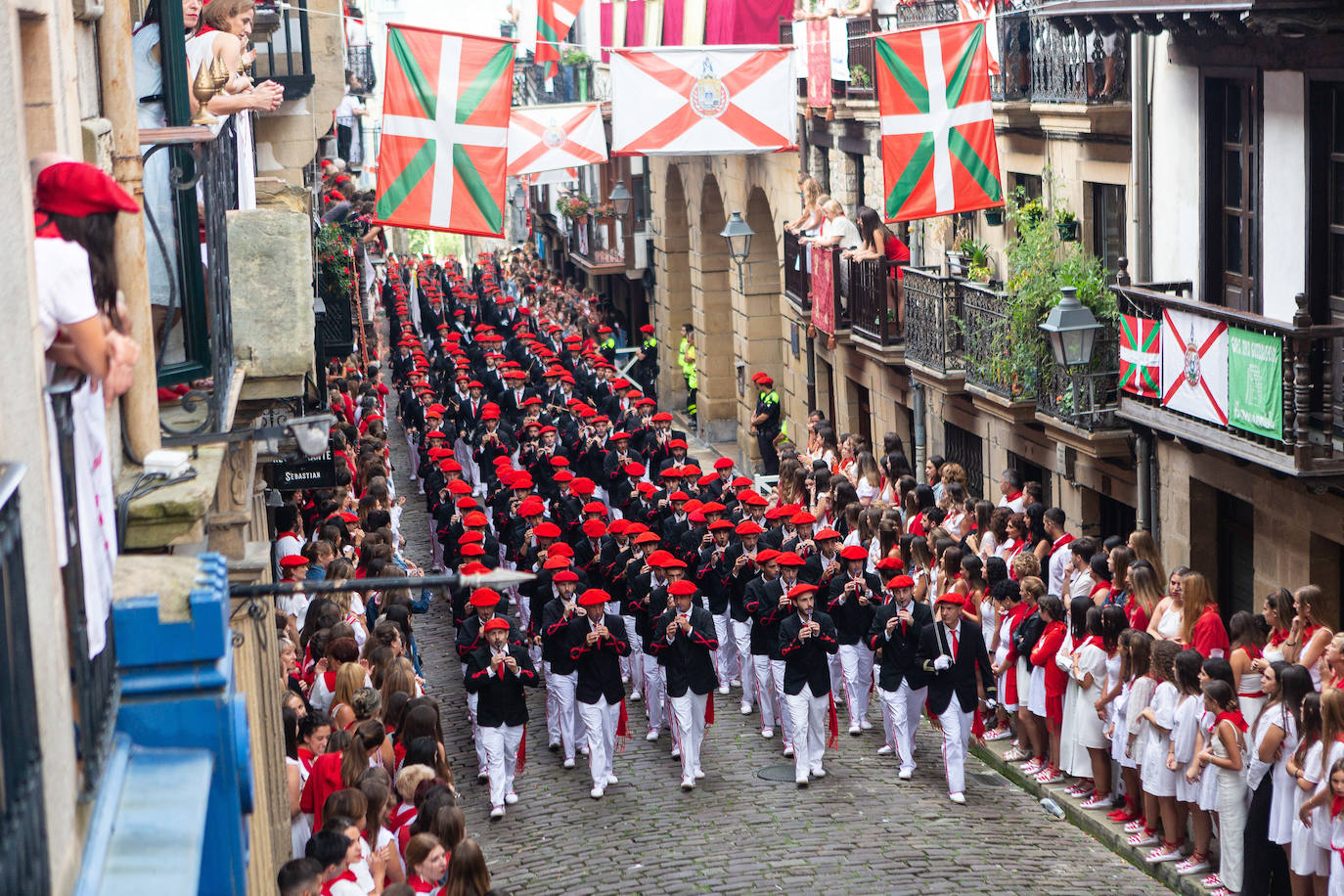 Fotos: Las mejores imágenes del Alarde tradicional