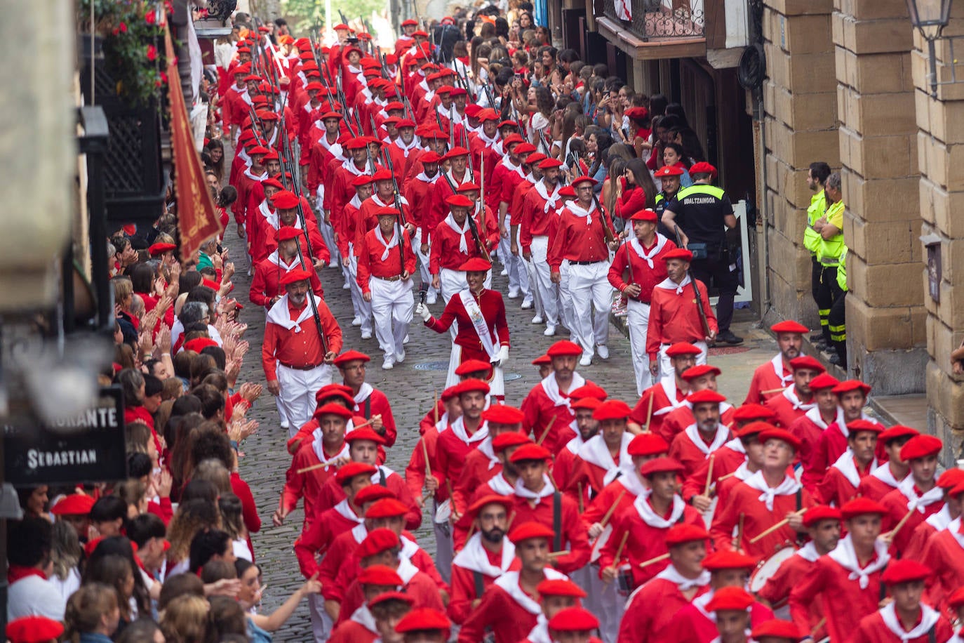 Fotos: Las mejores imágenes del Alarde tradicional