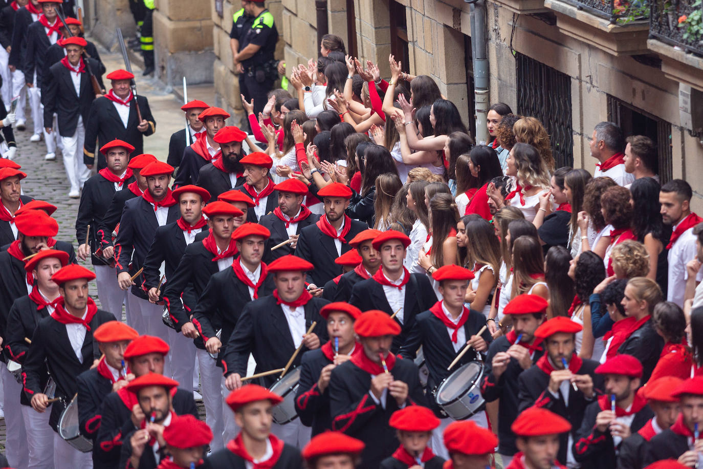 Fotos: Las mejores imágenes del Alarde tradicional