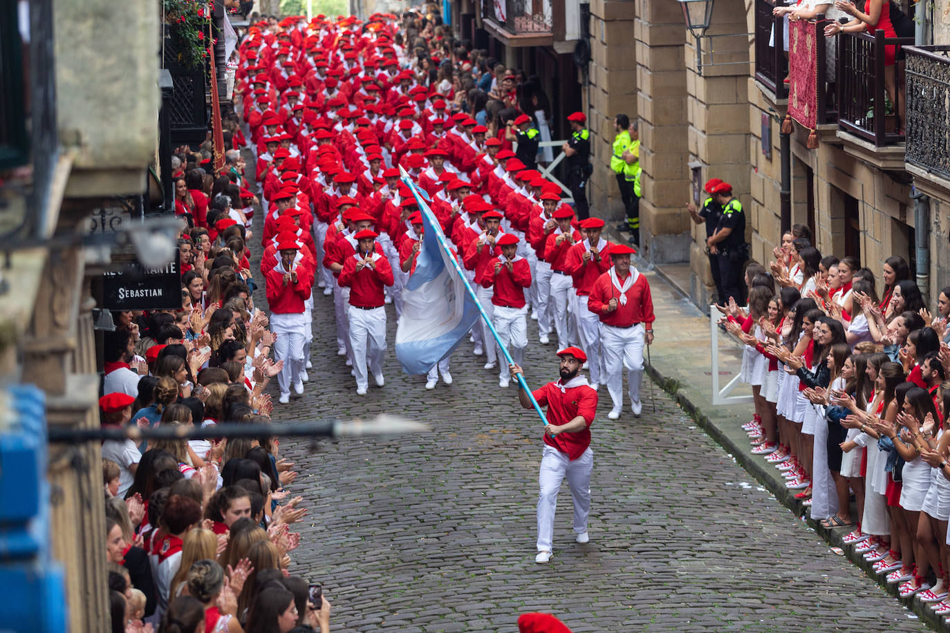 Fotos: Las mejores imágenes del Alarde tradicional