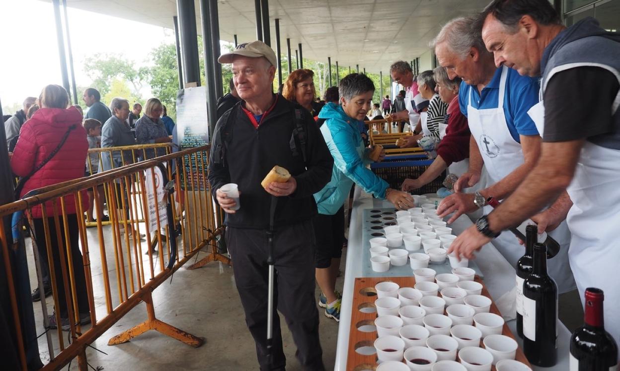 La fiesta de la cruz de Beloki 2019, la última antes de la pandemia, también tuvo lugar en Antigua. 
