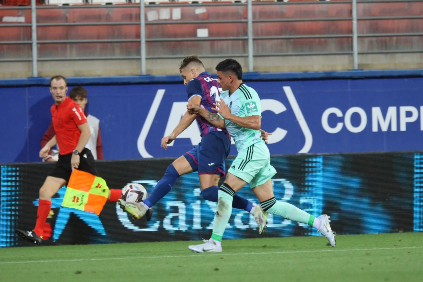 Fotos: Goleada del Eibar al Granada