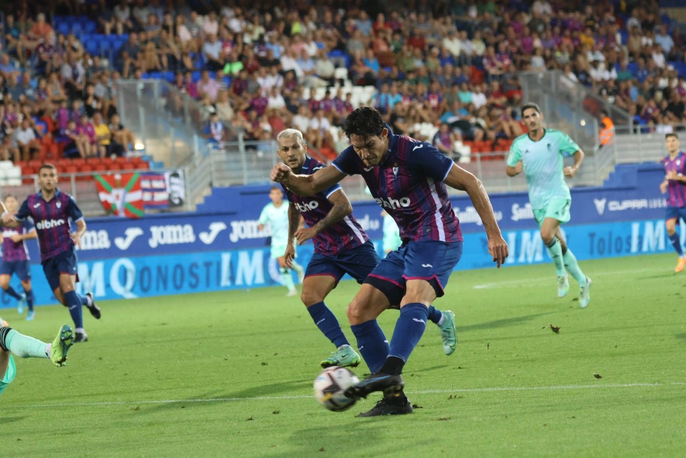 Fotos: Goleada del Eibar al Granada