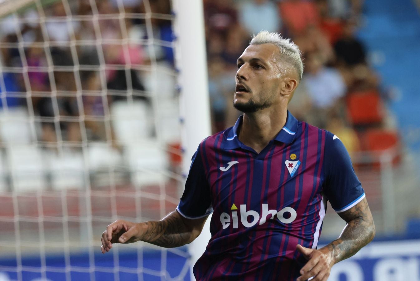 Fotos: Goleada del Eibar al Granada