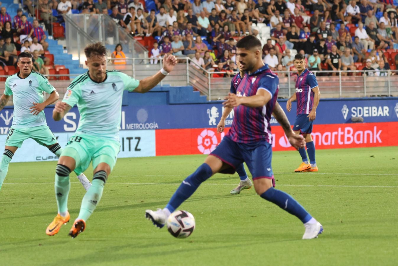 Fotos: Goleada del Eibar al Granada