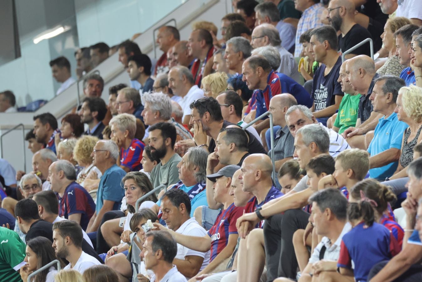 Fotos: Goleada del Eibar al Granada