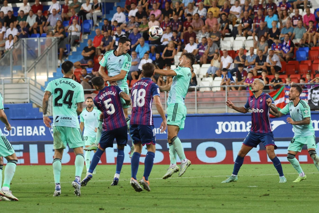 Fotos: Goleada del Eibar al Granada