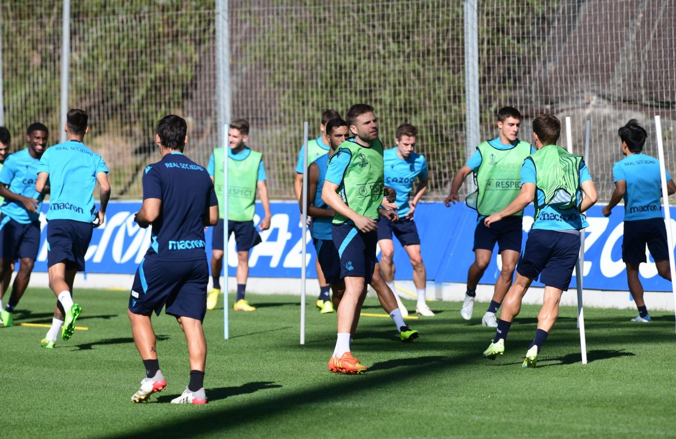 Fotos: La Real Sociedad, preparada para dedicarle la victoria a Sadiq