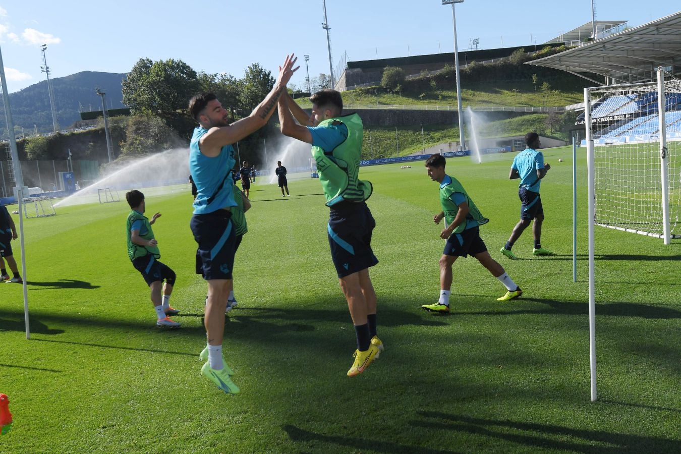Fotos: La Real Sociedad, preparada para dedicarle la victoria a Sadiq