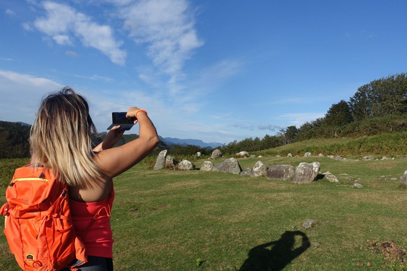 Fotos: Ruta a Basate pasando por el crómlech de Oianleku