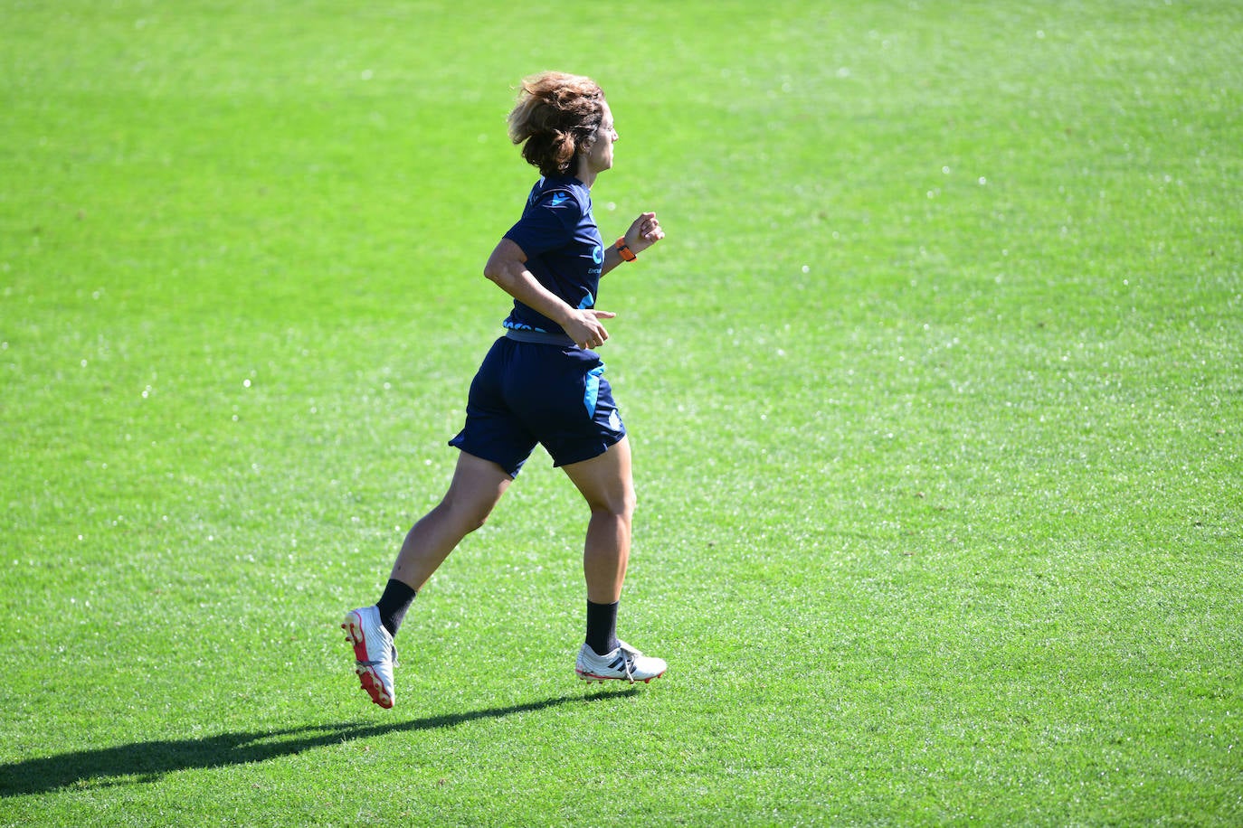 Fotos: Las jugadoras de la Real Sociedad se preparan para el duelo ante el Bayern de Múnich
