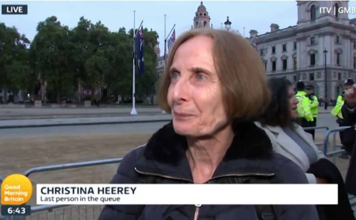 Christine Heerey, tras despedirse de la reina Isabel II.