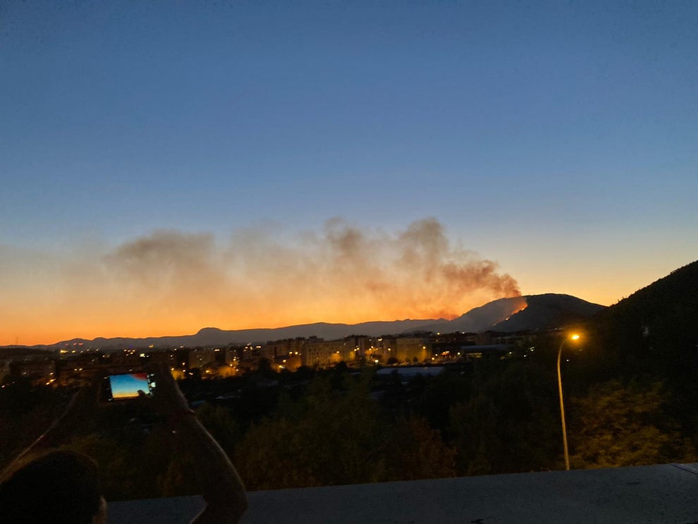 Fotos: Incendio en el monte navarro de Ezkaba