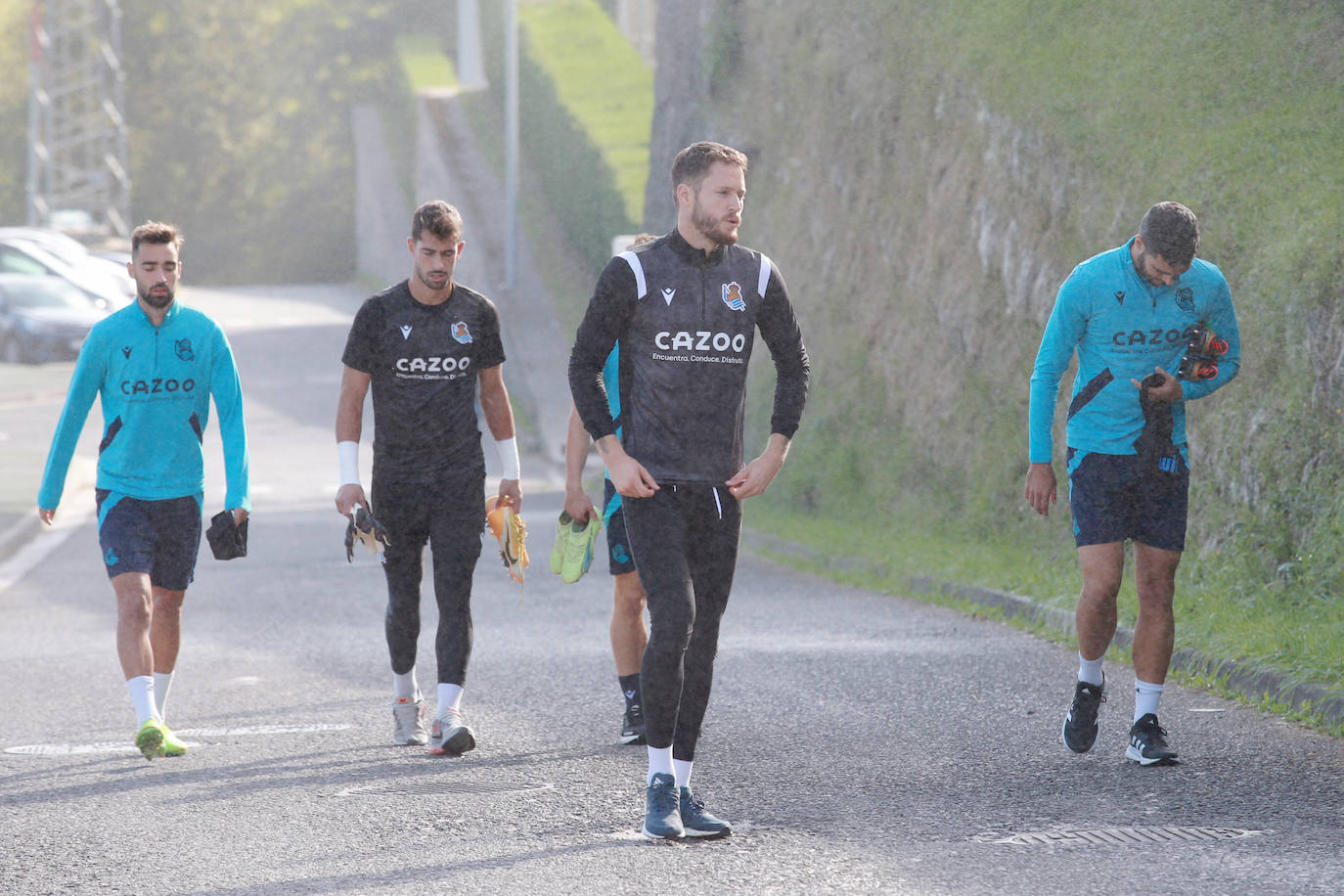 Fotos: La Real Sociedad se ejercita a puerta abierta