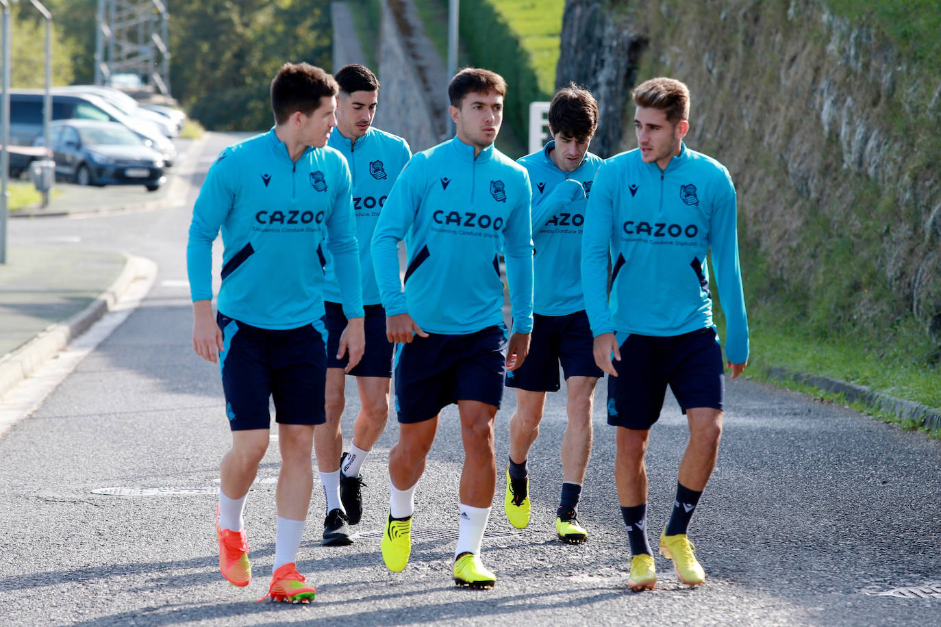 Fotos: La Real Sociedad se ejercita a puerta abierta