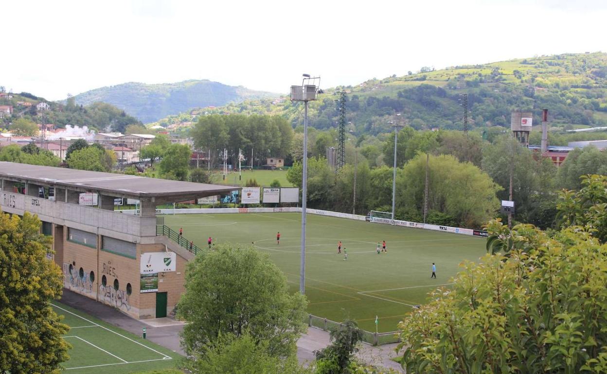 Imagen exterior del campo de Zubipe.