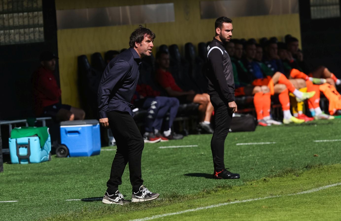 El Alcoyano se ha llevado el triunfo este mediodía de Irun gracias a un tanto de Juanan en el 81, justo después de que Sánchez pusiese las tablas con un golazo para los de casa.