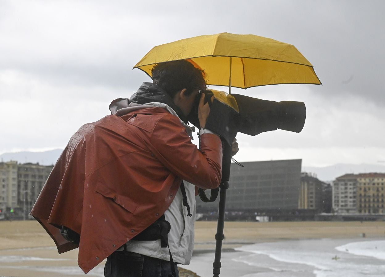 El joven, de 16 años, fue el gran dominador de la prueba superando a los franceses Andy Criere y Adrien Toyon. 