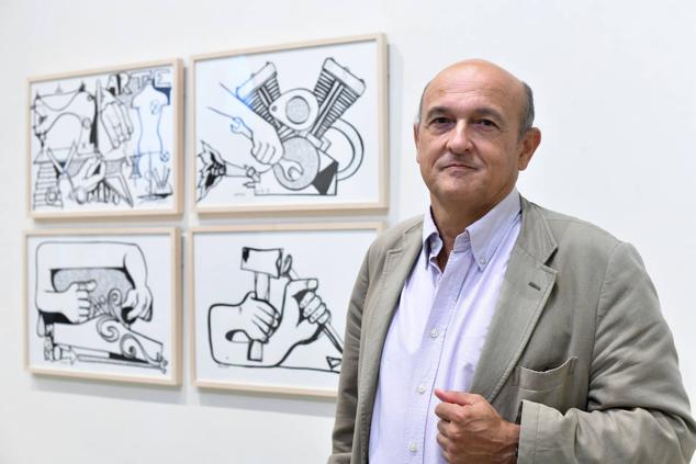 Fotos: La mano del artista que se torna en obra de arte