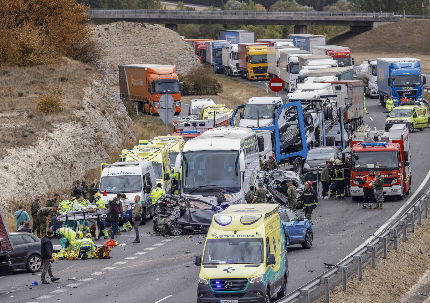 Fotos: Accidente múltiple en la A-1 en Vitoria