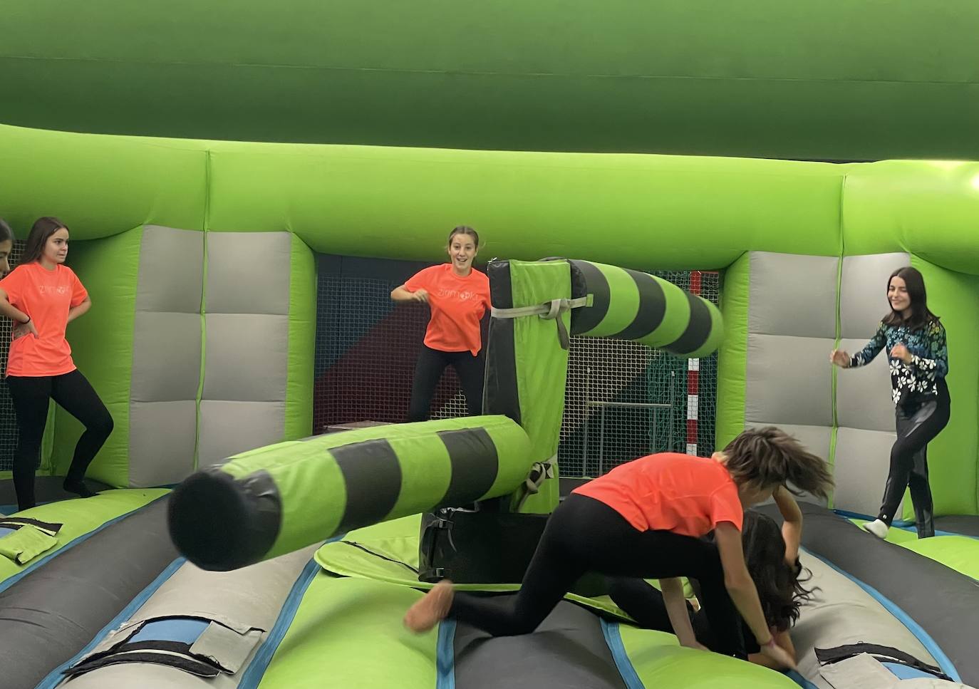 Fotos: Los Sanmigeles ya son historia, pero los Errosaixuek piden paso en Oñati