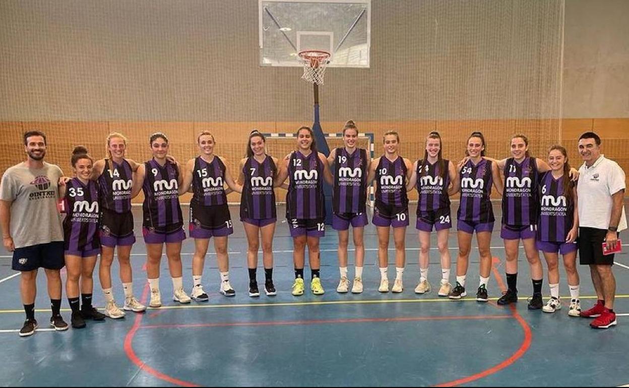 Las jugadoras del Mondragon Unibertsitatea de Primera División Nacional. 