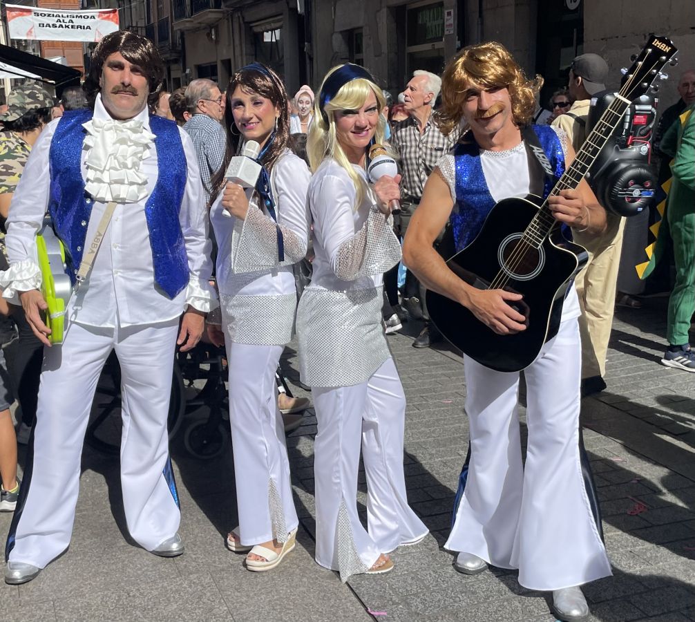 Fotos: Las mejores parodias y disfraces de bixamon de Rosario