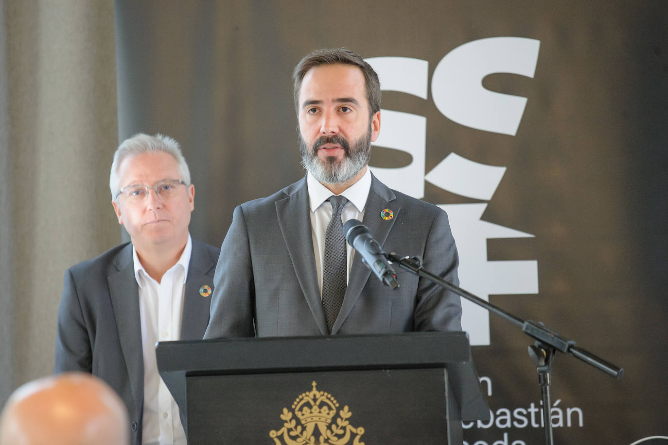 Javier Hurtado, consejero de Comercio y Turismo del Gobierno Vasco, durante la rueda de prensa. 
