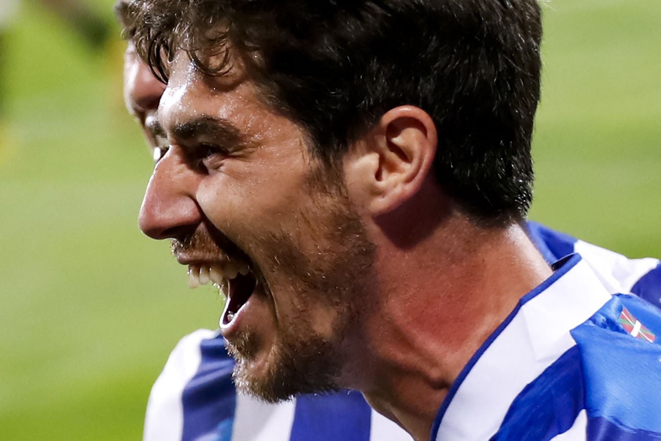 La Real Sociedad plantea un partido muy inteligente para romper las marcas al hombre del Sheriff y resolver con tantos de Silva y Aritz. 