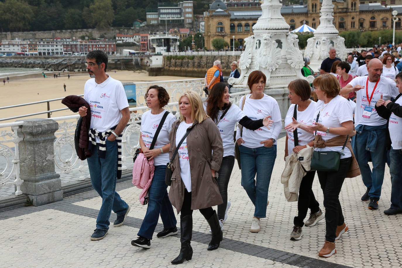 Fotos: Usuarios y familiares celebran las bodas de oro de Aspace