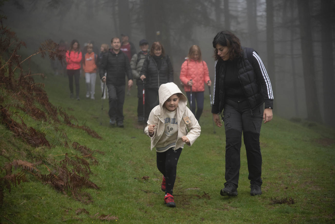 Fotos: Éxito en la salida a Oianleku de Mendira