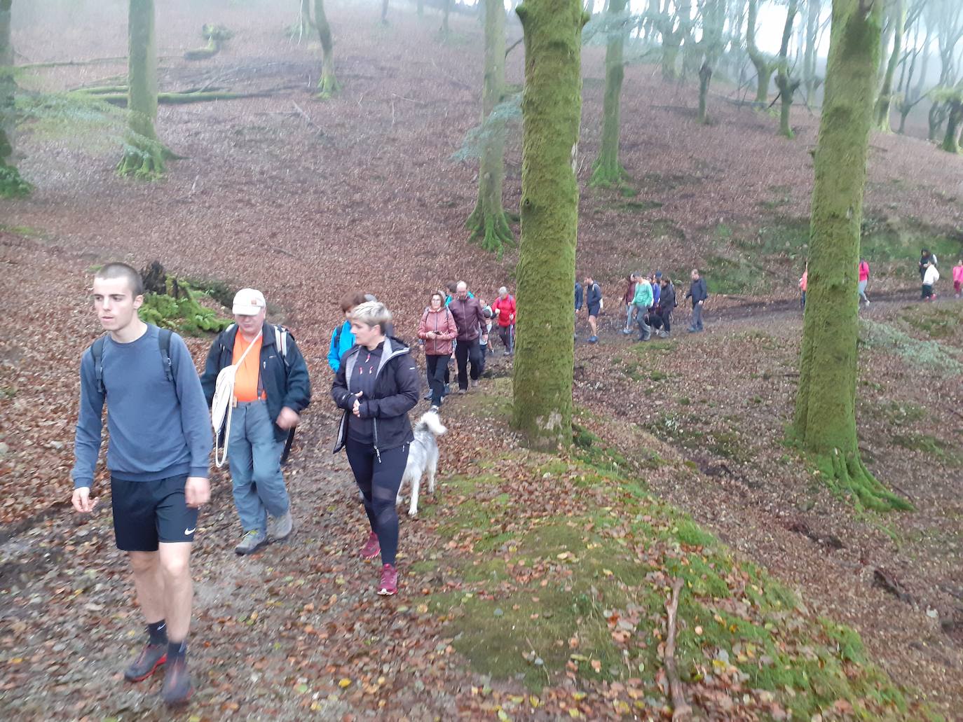 Fotos: Éxito en la salida a Oianleku de Mendira