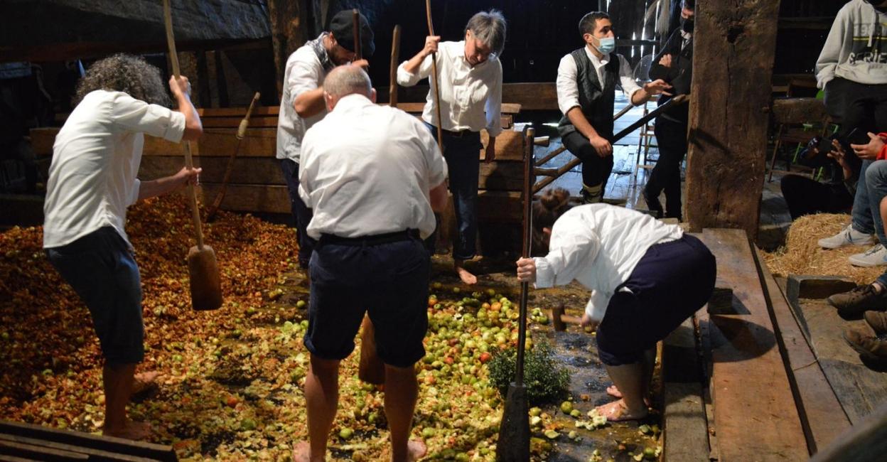 Kirikoketa erakustaldiak egingo dira egun hauetan zehar, zanpaketak, antzezpenak eta bestelako ekintzekin batera. 
