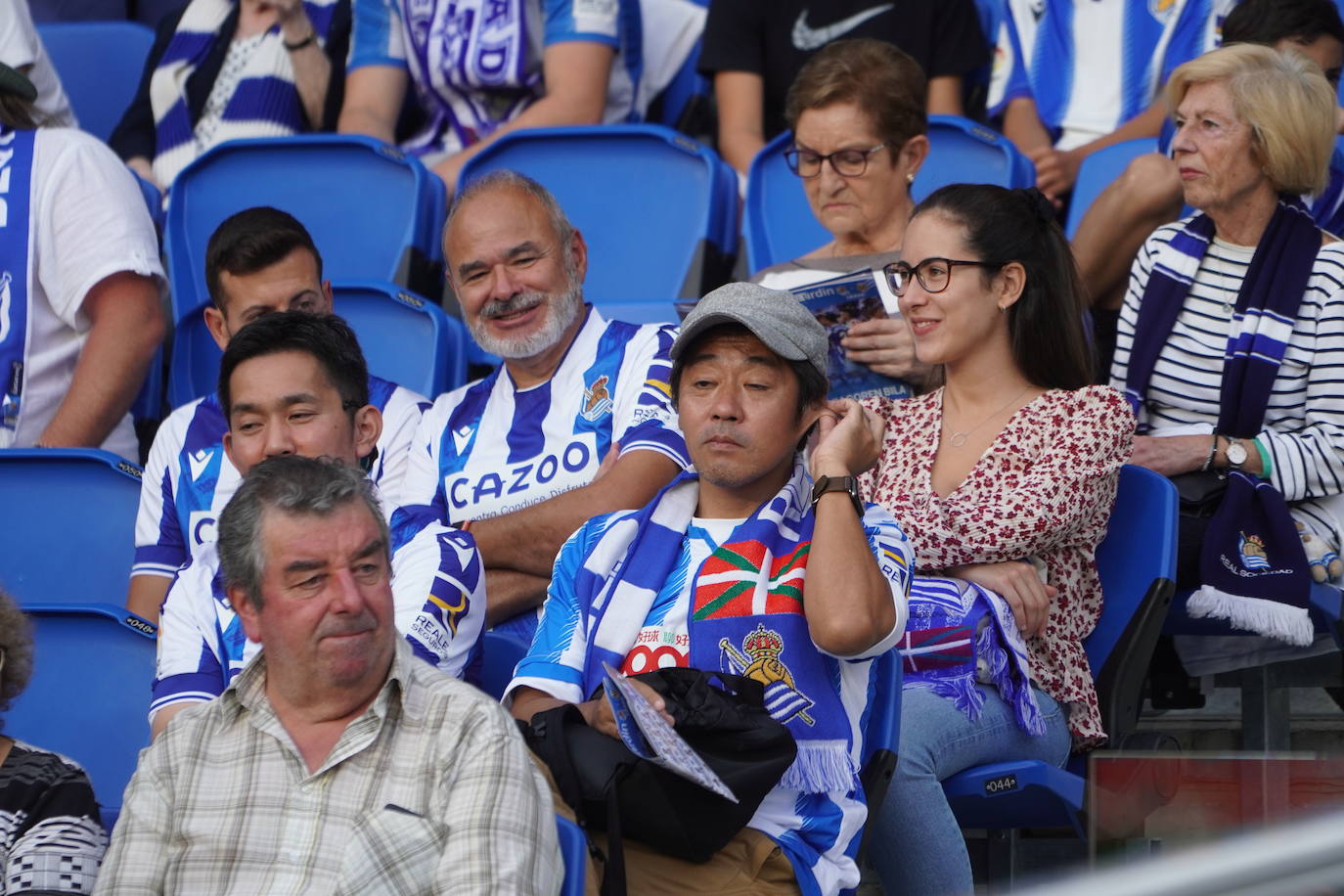 Fotos: Búscate en la grada