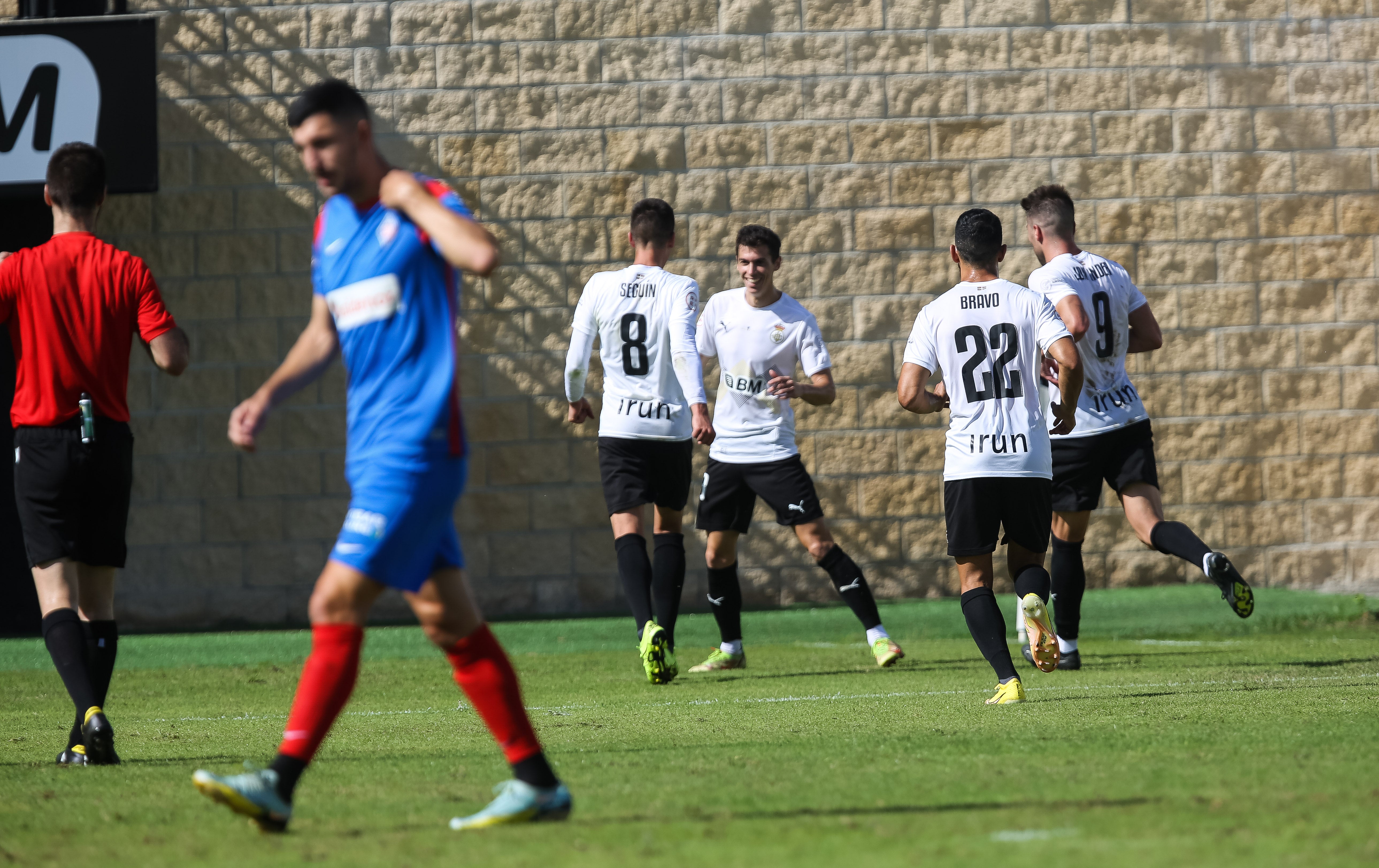 Fotos: El Real Unión se impone 4-3 al Amorebieta