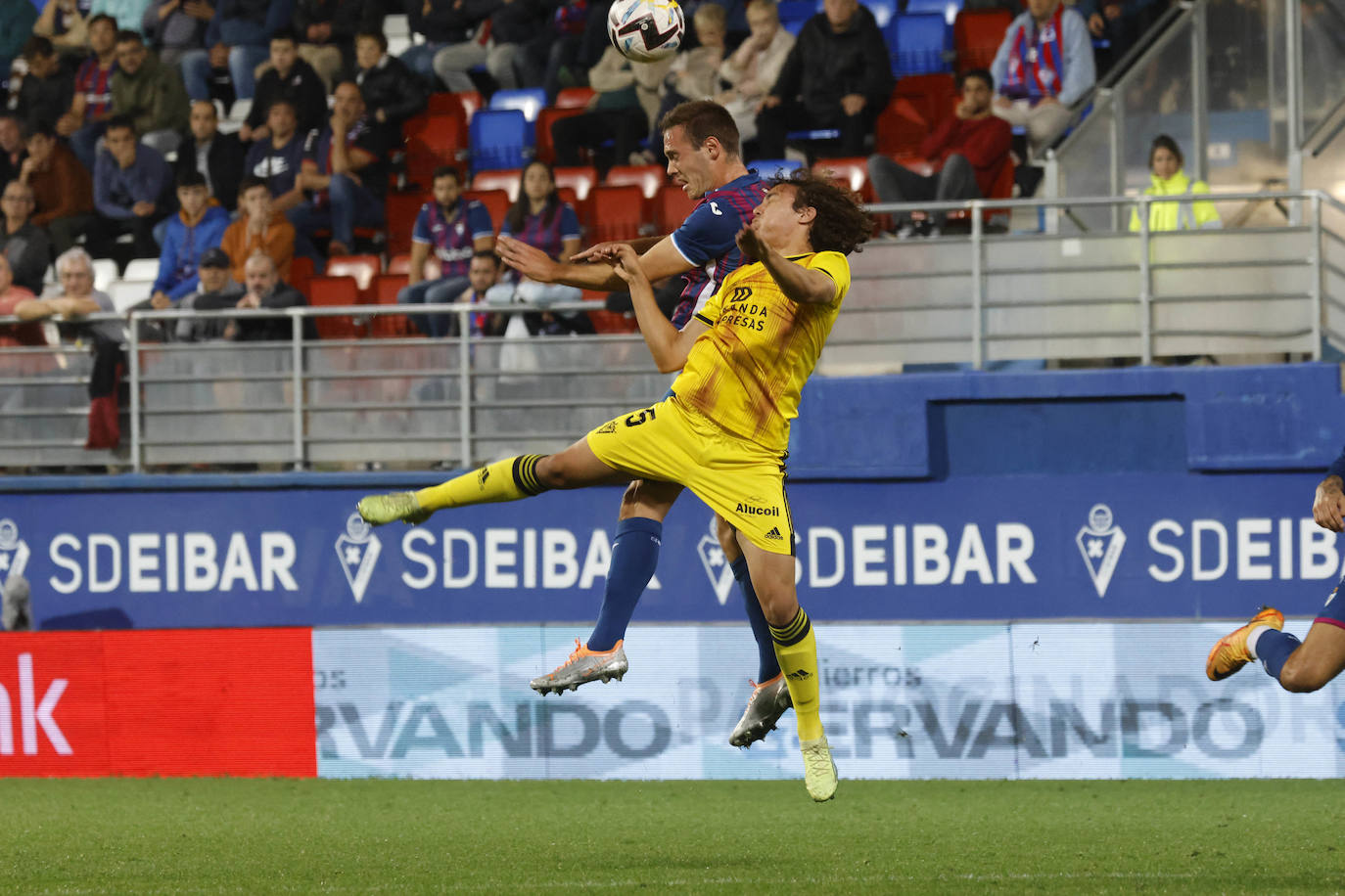 Fotos: El Eibar empata contra el Mirándes