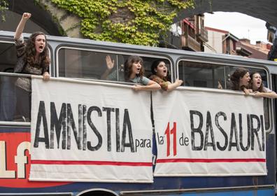 Imagen secundaria 1 - Silvia Munt se inspira en la sororidad de las mujeres de Errenteria