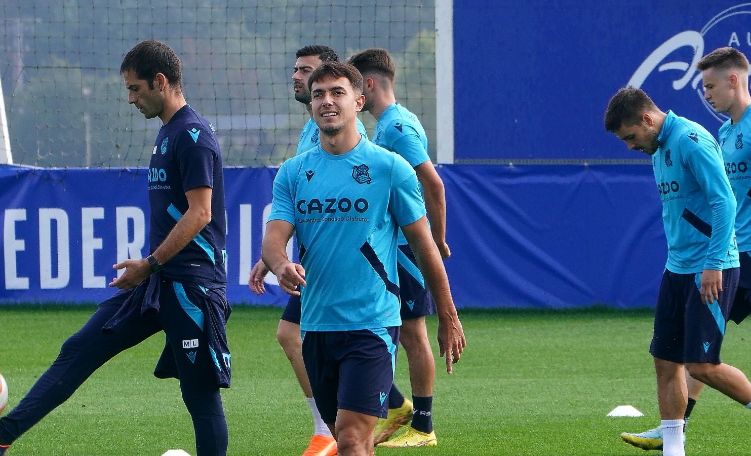 Fotos: Entrenamiento en Zubieta antes de recibir al Sheriff