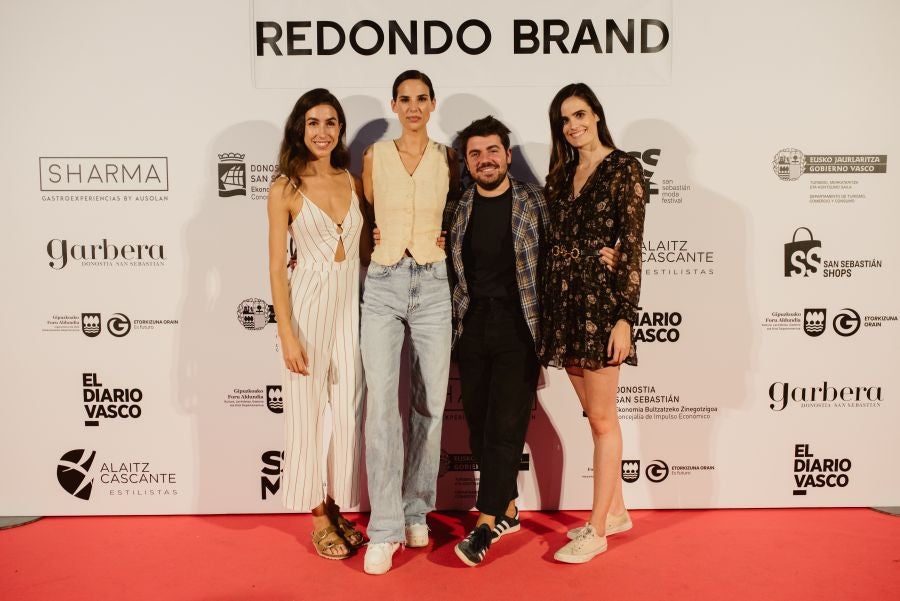Fotos: Photocall del desfile de Redondo Brand en el Museo Balenciaga